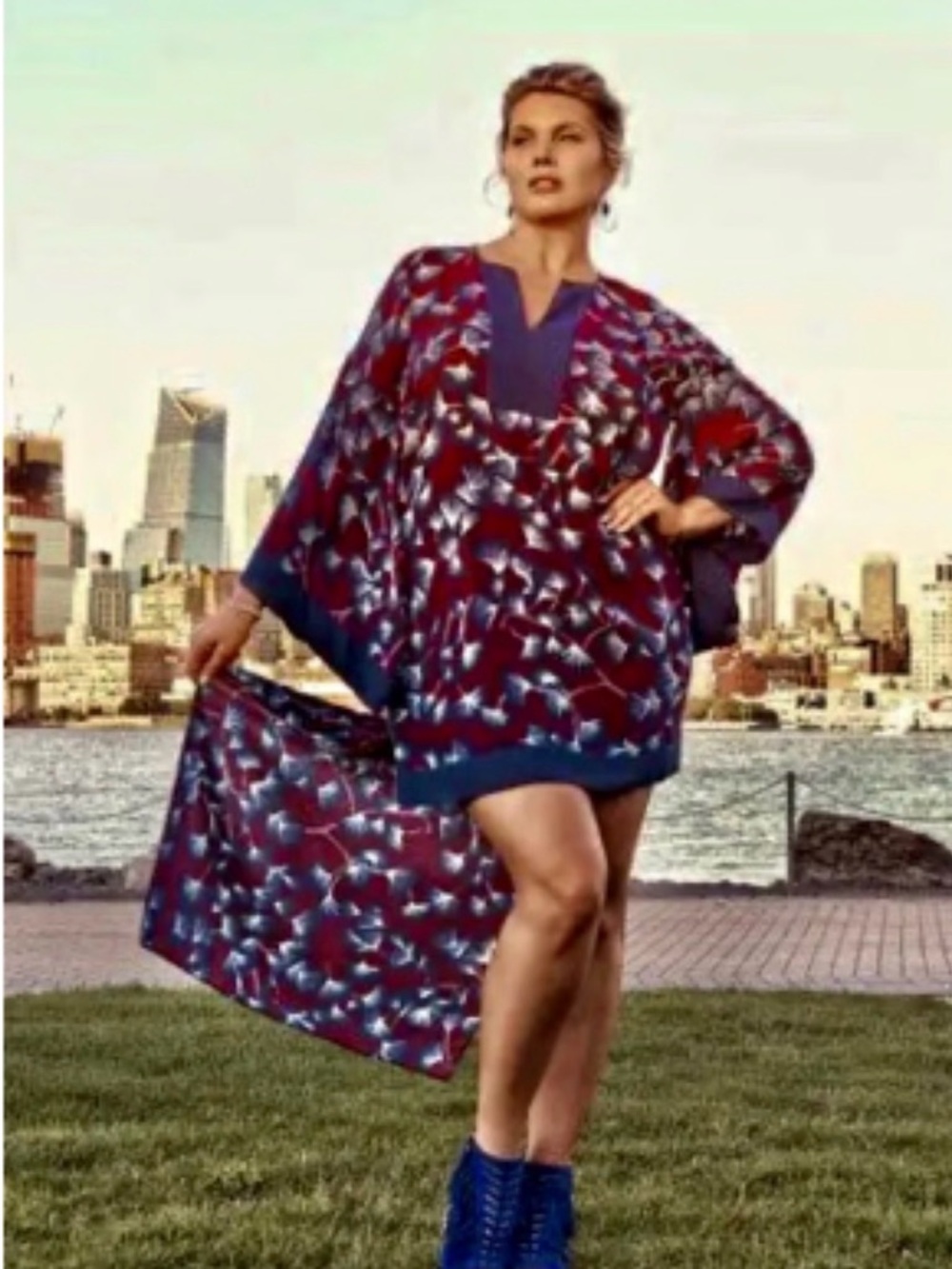 Bcbgmaxazria Worina Kimono Tunic Dress Navy And Burgundy Floral Size XS/S